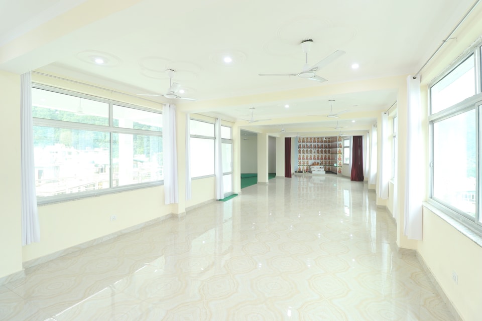 POP Luxury Heaven Stayz, Tapovan Rishikesh, Rishikesh