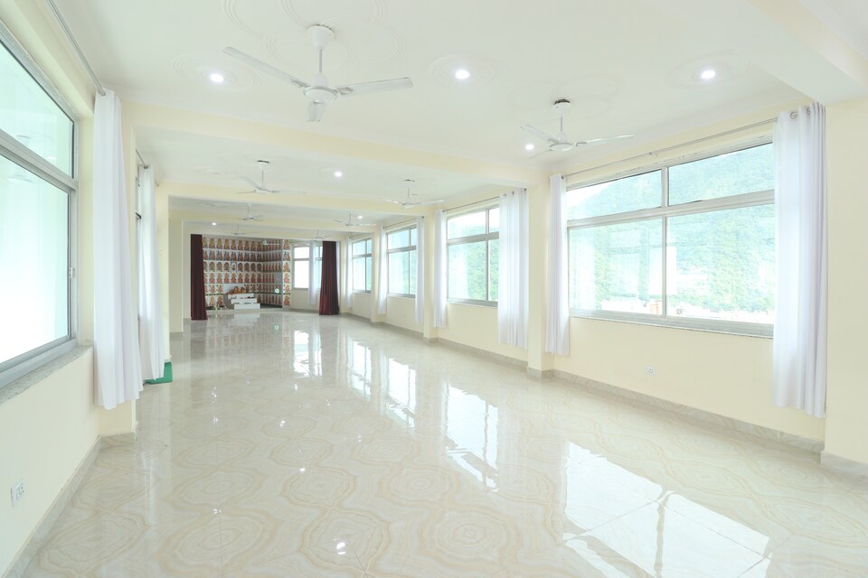 POP Luxury Heaven Stayz, Tapovan Rishikesh, Rishikesh