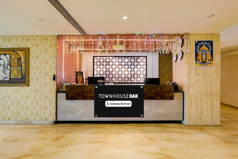 Super Townhouse Oak Anu Hospital Elur Road Formerly Grand Tankasala, Ramavarappadu Ring Road Vijayawada, Vijayawada