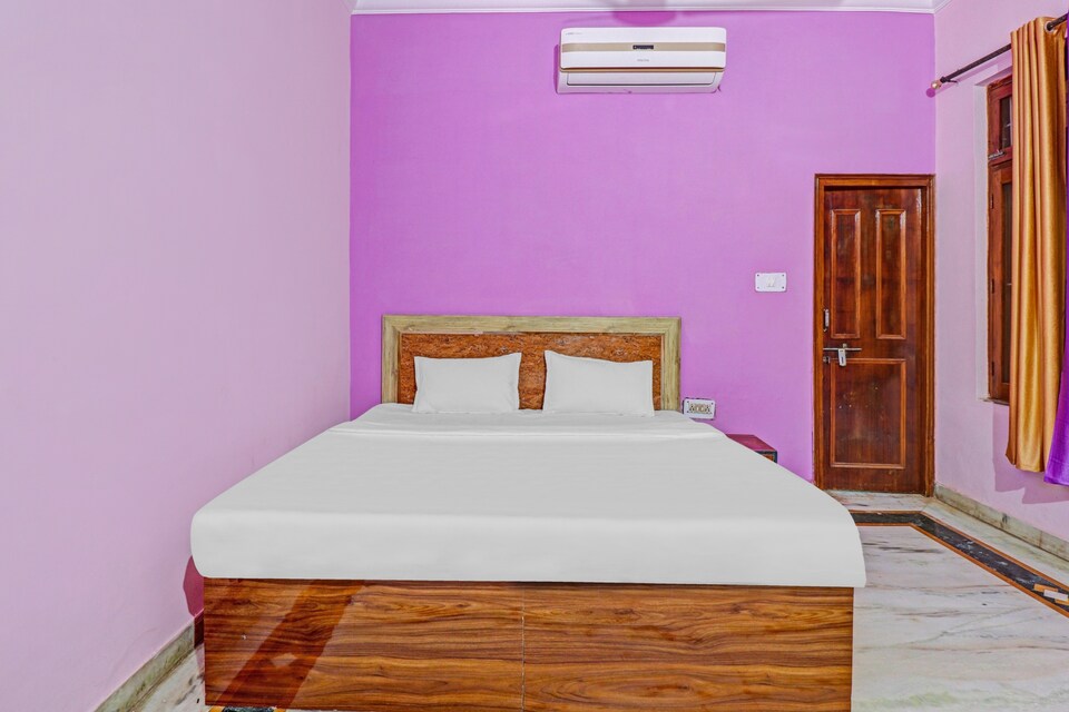 Hotel O In Palace Guest House, Lashkar, Gwalior