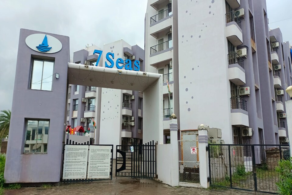 SPOT ON 83709 Club 7seas Holiday Homes, Dabhel Daman, Daman