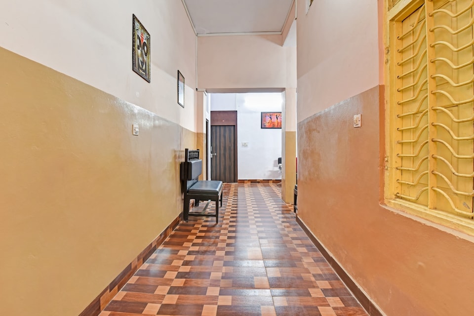 Flagship 83717 Hotel Welcome, Sindhi Camp, Jaipur