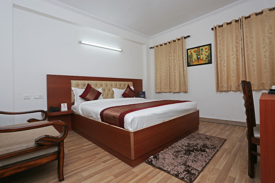 OYO 9636 Hotel Yugrishi Anandam, Naggar Road, Manali