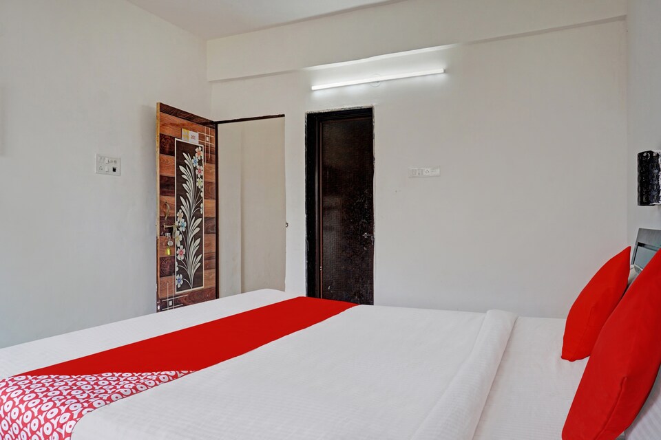 OYO Flagship 83732 Hotel Pristine2, Hinjewadi Pune, Pune