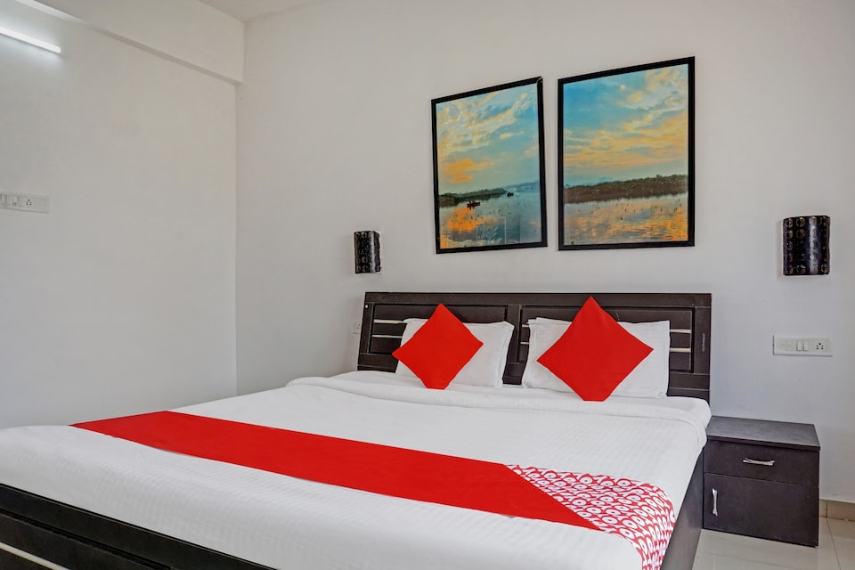 OYO Flagship 83732 Hotel Pristine2, Hinjewadi Pune, Pune