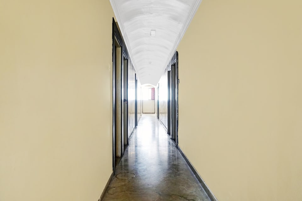 Flagship Western Park Hotel, Baner Pune, Pune