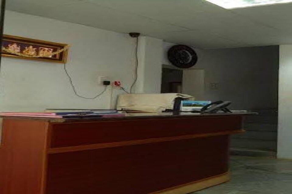 POP 83754 The Monarch Inn, Lashkar, Gwalior