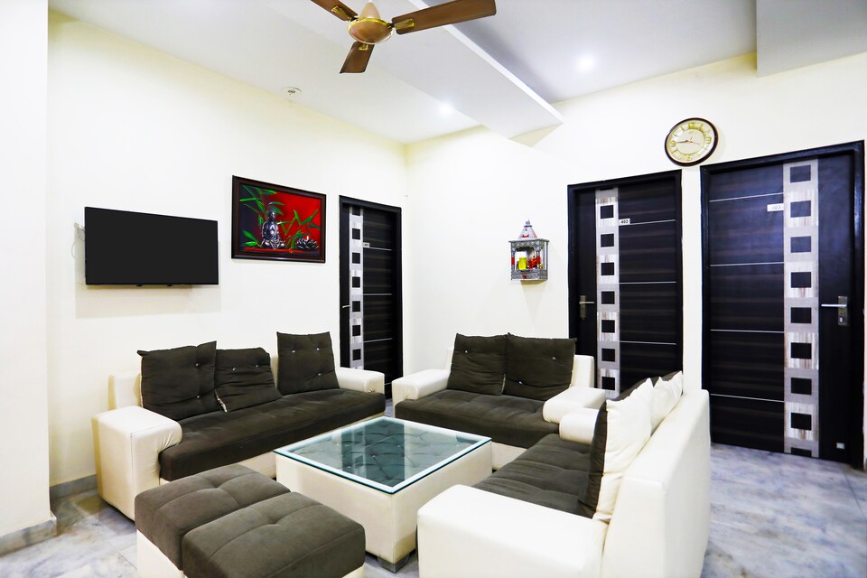 OYO 9382 Sweet Homes, Golf Course Road, Gurgaon