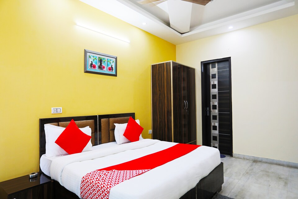 OYO 9382 Sweet Homes, Golf Course Road, Gurgaon