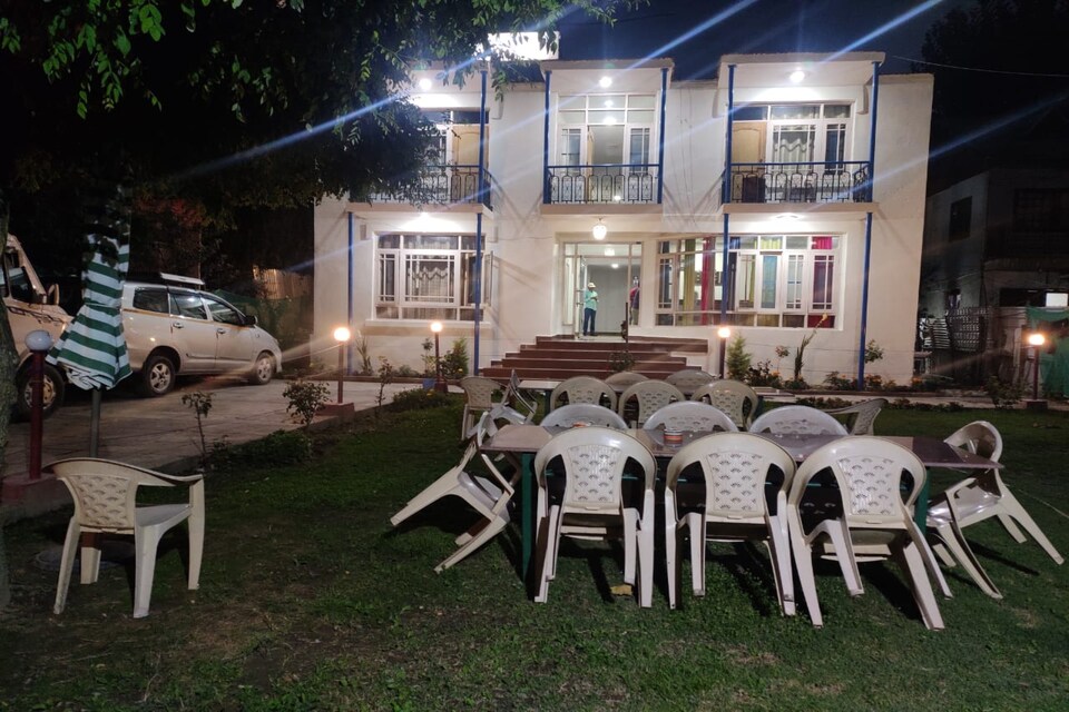 OYO 83778 Hotel Grand Swiss Inn, Dal-lake cluster, Srinagar