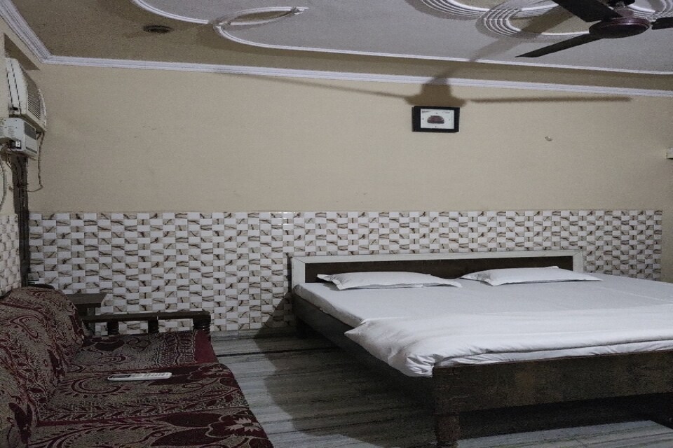Flagship 83784 Ashirwad Guest House, Faridabad, Faridabad