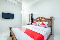 OYO Life 90727 Kost Kawaluyaan Residence
