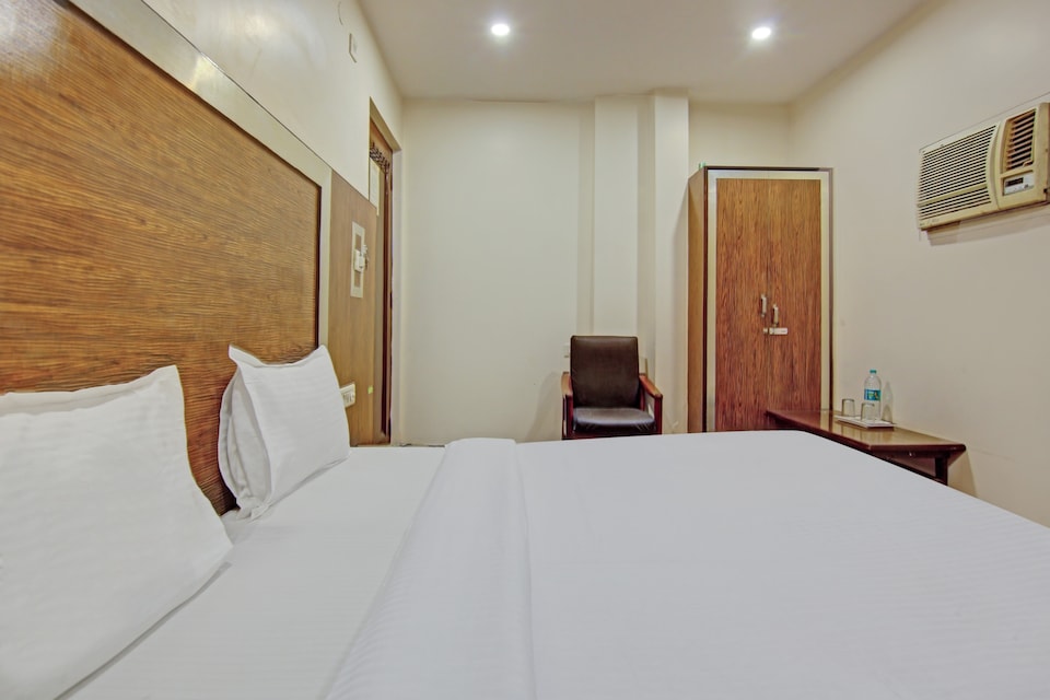 Flagship Royal In Near Jama Masjid, Karol Bagh Delhi, Delhi