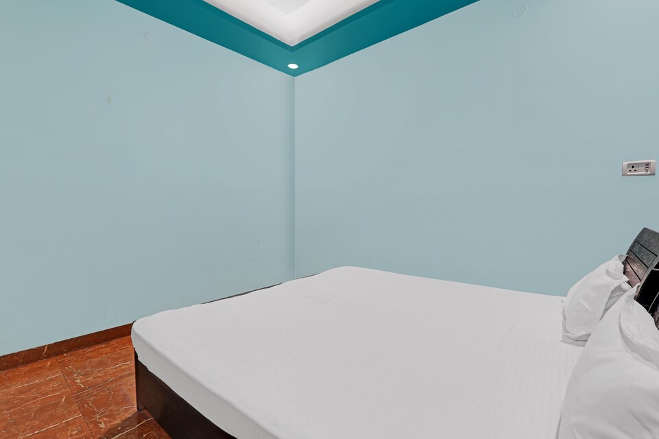 SPOT ON 83823 The Kitchen And Rooms, Vikas Nagar Lucknow, Lucknow