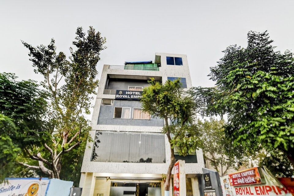 Collection O 83830 Hotel Royal Empire, Vijay Nagar Indore, Indore