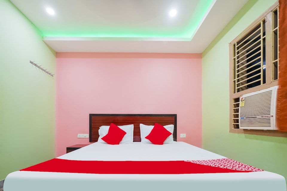 Flagship 83836 Biswopati Lodge, Swargdwar Puri, Puri