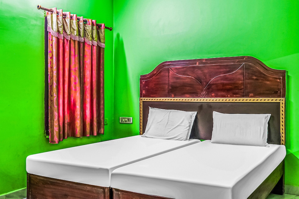 Flagship 83840 Narmada New Residency Lodge, MG Road Vijayawada, Vijayawada