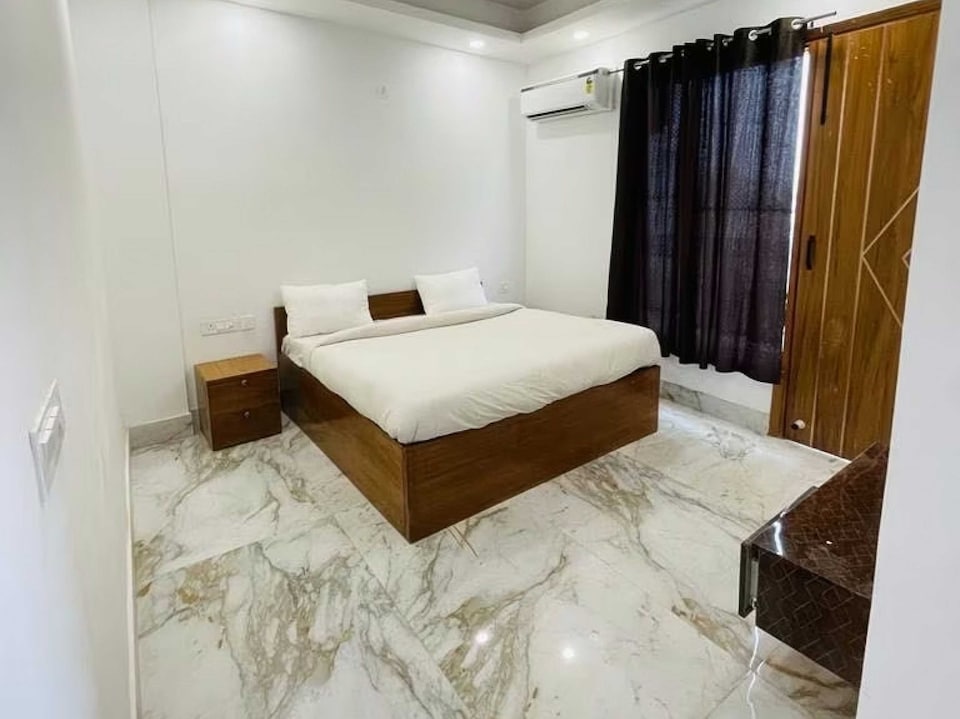 OYO NYT Residency , Saket Delhi, Delhi