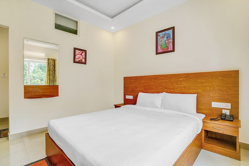 Collection O 83855 Dreamz Munnar, Anachal, Munnar