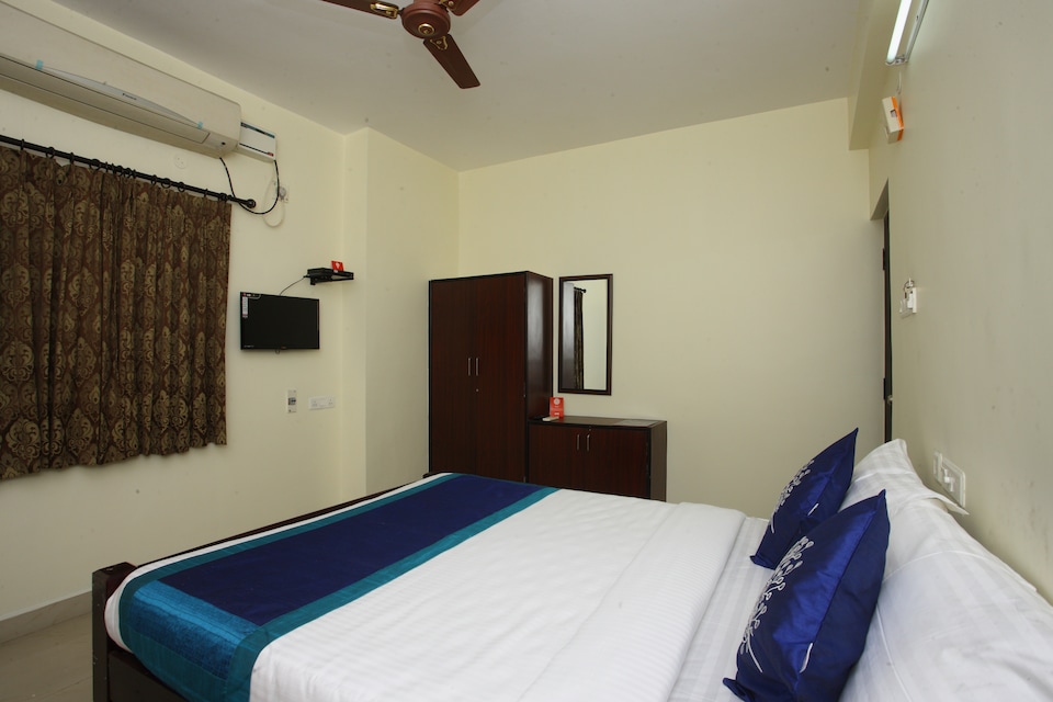 OYO 10465 PJP PARK, Arumbakkam, Chennai