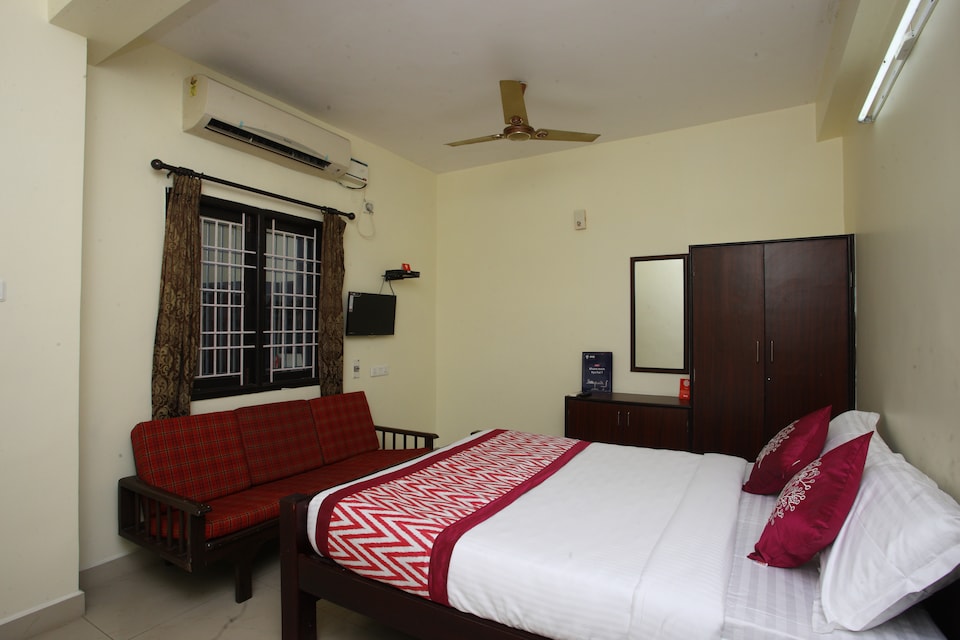 OYO 10465 PJP PARK, Arumbakkam, Chennai