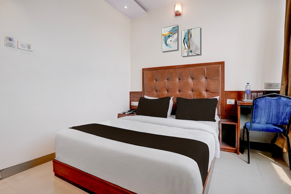 Hotel O Balaji Suite, Mumbai International Airport, Mumbai