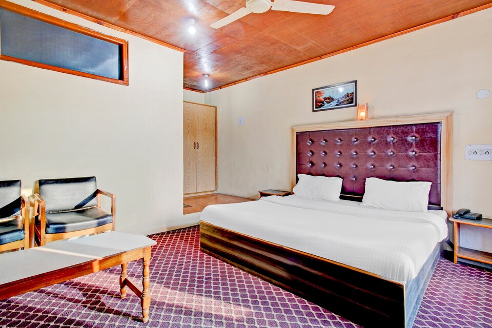 Flagship 83869 Hotel Luxury Inn, Dalgate Srinagar, Srinagar
