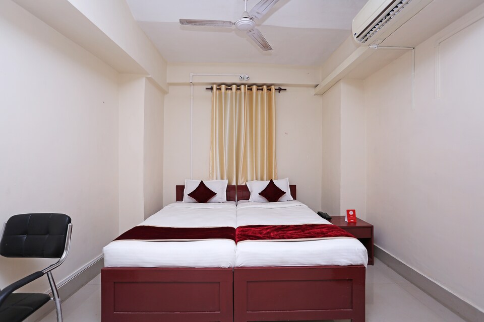 OYO 9562 Hotel Upasana Palace, Ganeshguri Guwahati, Guwahati