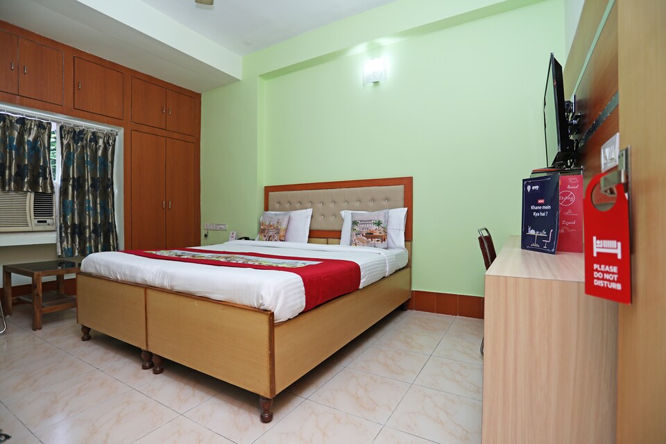 OYO 9547 Hotel Atmaram Lodging, Jaidev Vihar, Bhubaneswar
