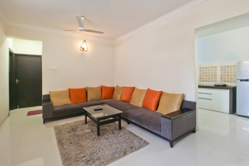 OYO 9364 Modern 2BHK Candolim Beach, Candolim Goa, Goa