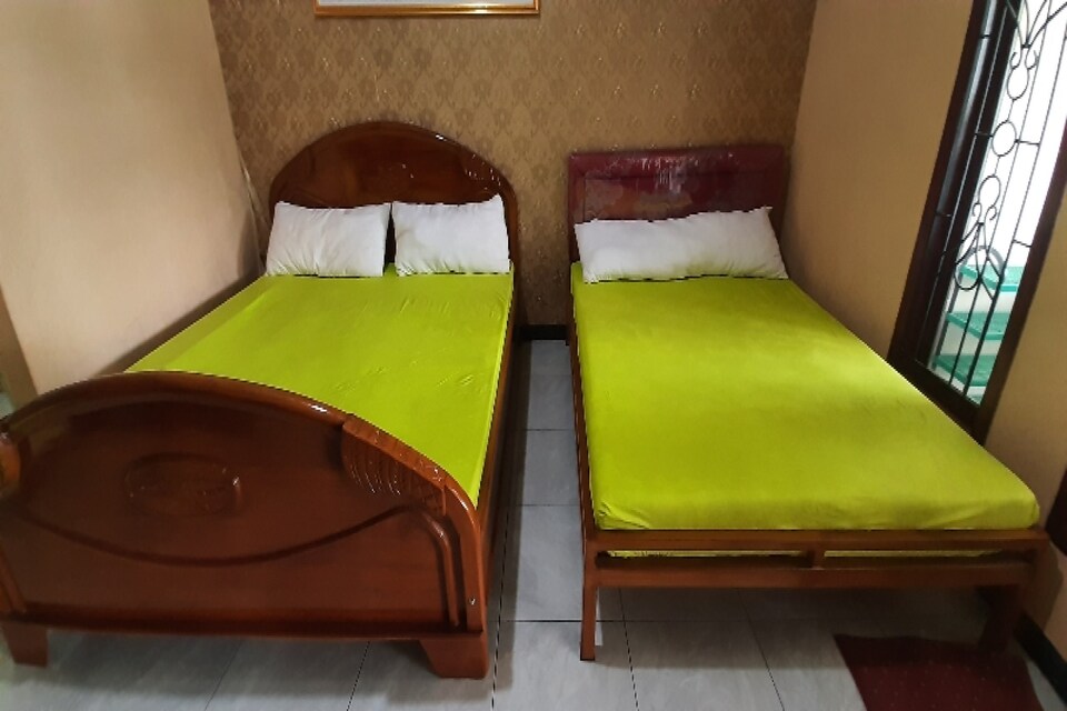 OYO 90749 Ameswari Homestay Syariah, Batu, Batu