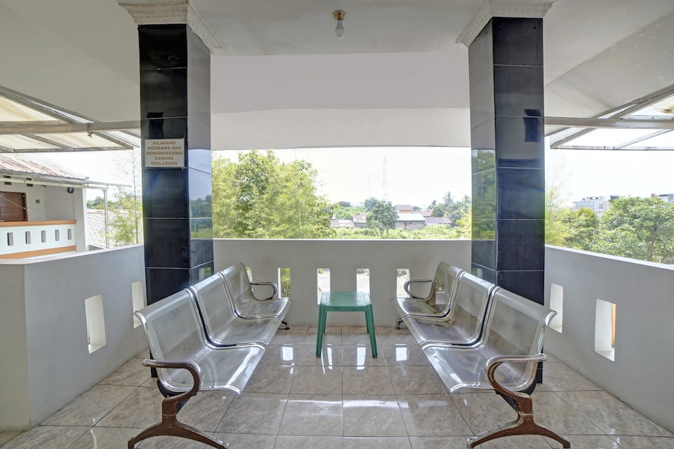 OYO 90751 Graha Sei Batugingging, Medan, Medan