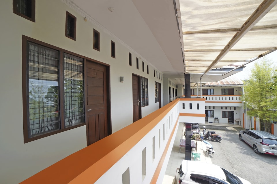 OYO 90751 Graha Sei Batugingging, Medan, Medan