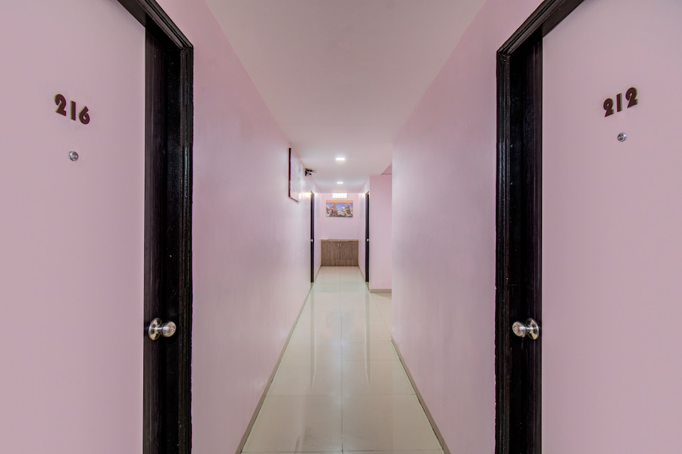 OYO 9920 Hotel Aurangabad Regency, Railway Station - Aurangabad, Aurangabad