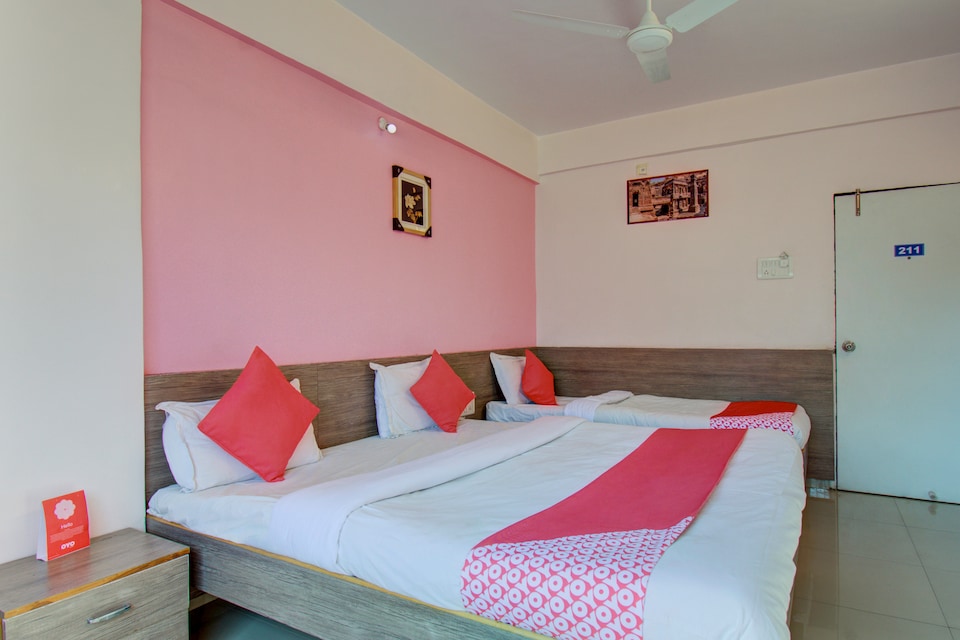 OYO 9920 Hotel Aurangabad Regency, Railway Station - Aurangabad, Aurangabad