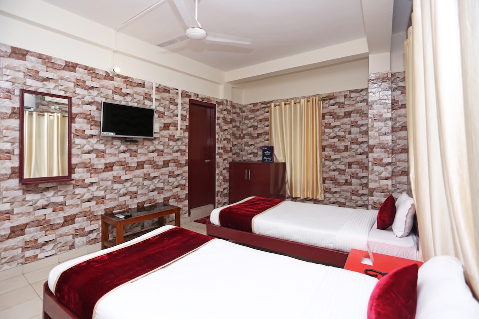 OYO 9637 Hotel Upasana Palace 2, Ganeshguri Guwahati, Guwahati