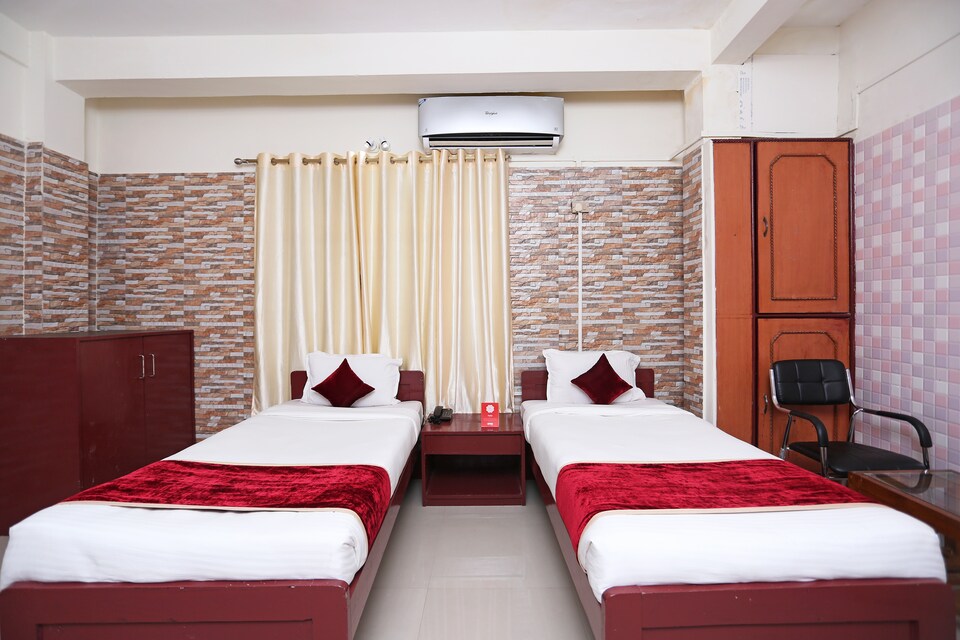 OYO 9637 Hotel Upasana Palace 2, Ganeshguri Guwahati, Guwahati