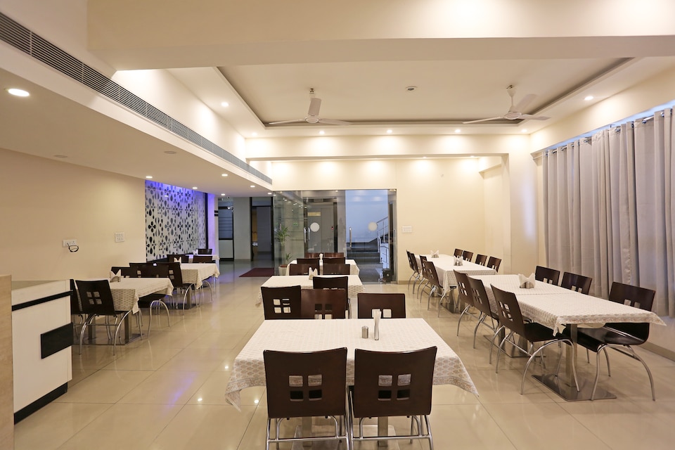 OYO 9594 Hotel Shree Residency, C Scheme Jaipur, Jaipur