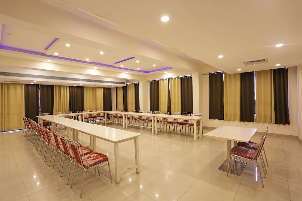 OYO 9594 Hotel Shree Residency, C Scheme Jaipur, Jaipur