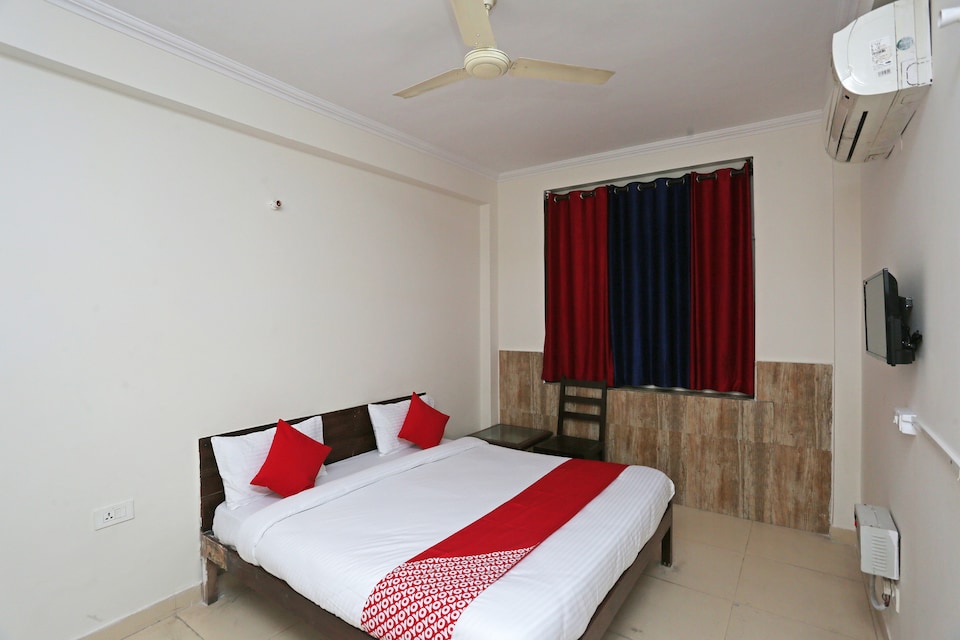 Capital O 9843 Hotel Indo Tiger, Bhupatwala Haridwar, Haridwar