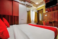 OYO Dvaraka Inn Near Sri Amruth Chithra Mandira