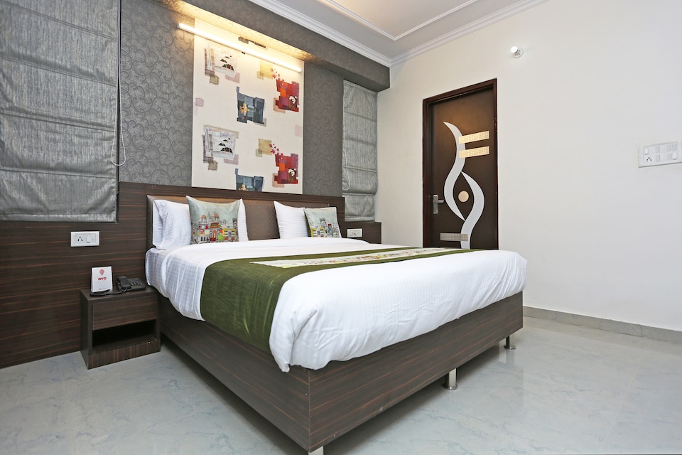 OYO 9596 Hotel Kunj Residency, Mansarovar, Jaipur