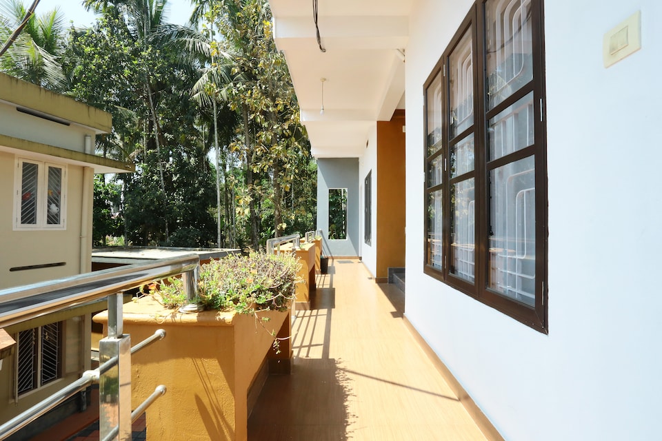 OYO 9619 Harmony Inn, Sultan Bathery, Wayanad