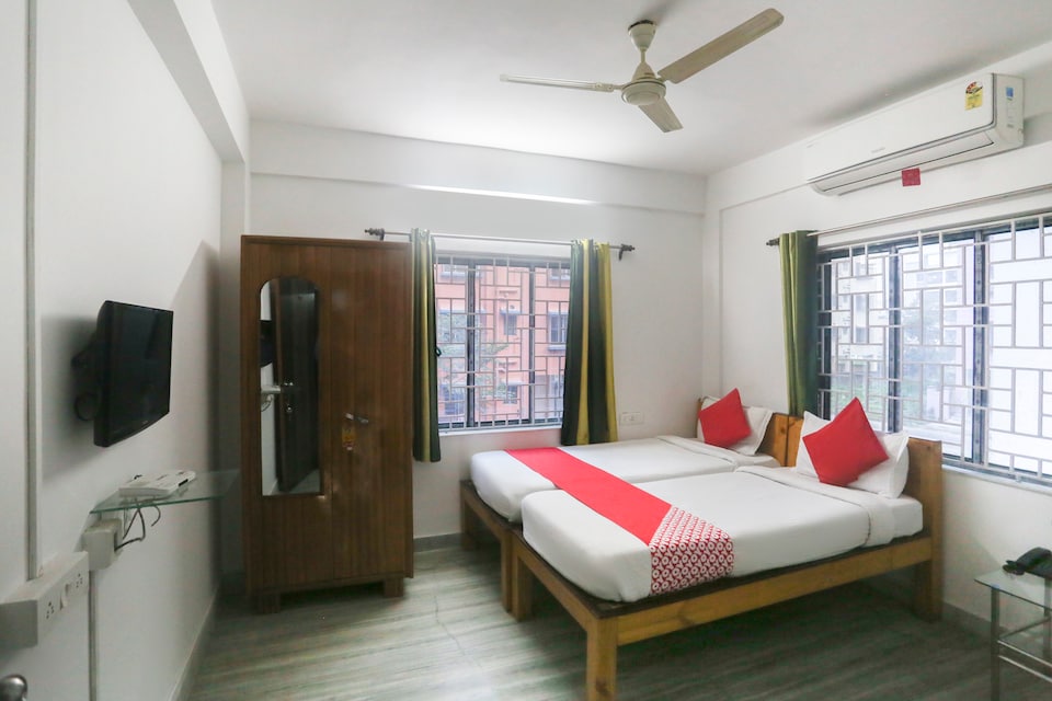 OYO 9811 Newtown Sweet Dreams, Rajarhat Kolkata, Kolkata