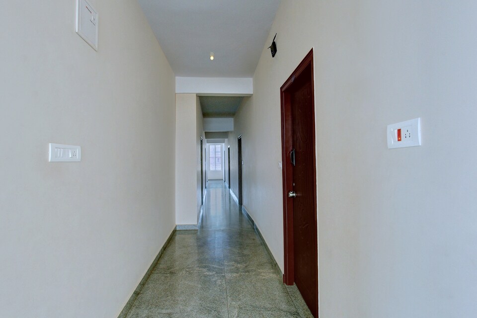 OYO 9544 Crown Residency, Mysore Outer, Mysore