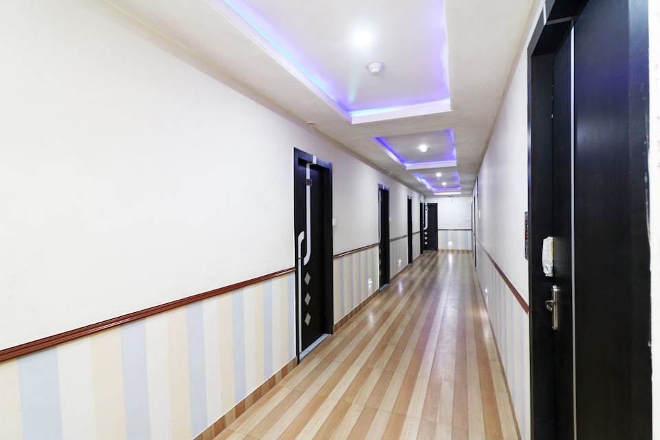 OYO 9573 Hotel UD ASSI Inn, Lanka, Varanasi