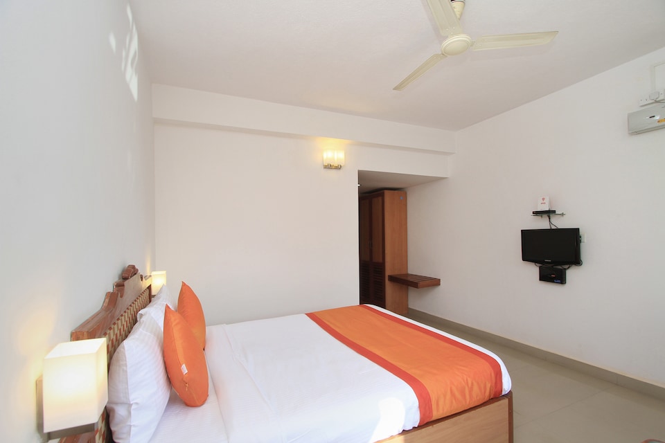 OYO 9656 Hotel Sri Venkateshwara Residency, Madikeri, Coorg