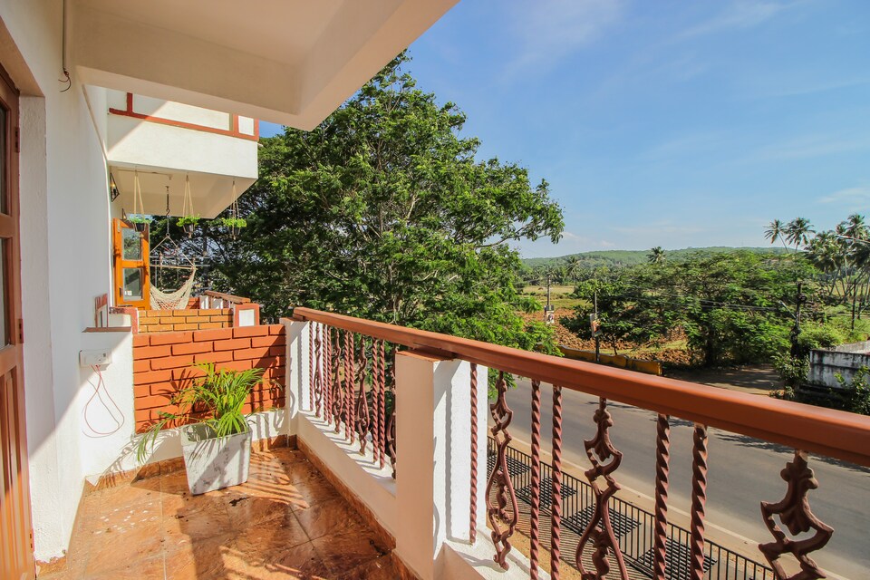 OYO Home Luxe 10740 Ravishing 1BHK, Calangute Goa, Goa