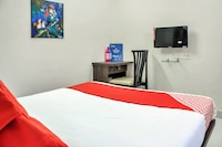 OYO Green Olives Apartments