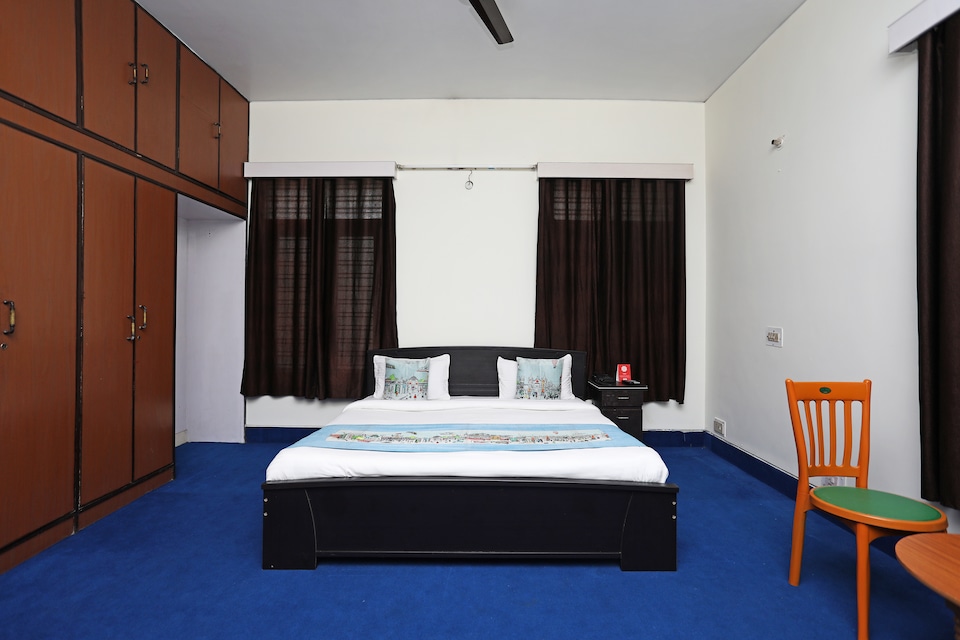 OYO 9834 Bliss Homes, Patliputra Colony, Patna